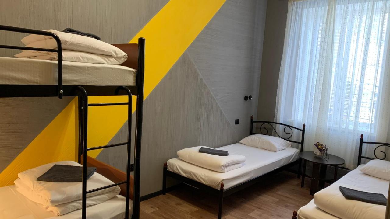 Hostel Koleso Odessa Exteriör bild
