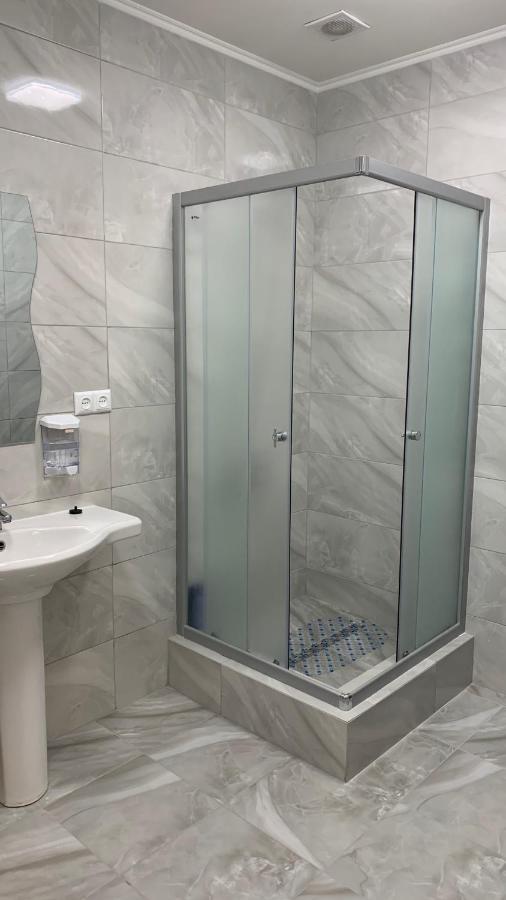 Hostel Koleso Odessa Exteriör bild