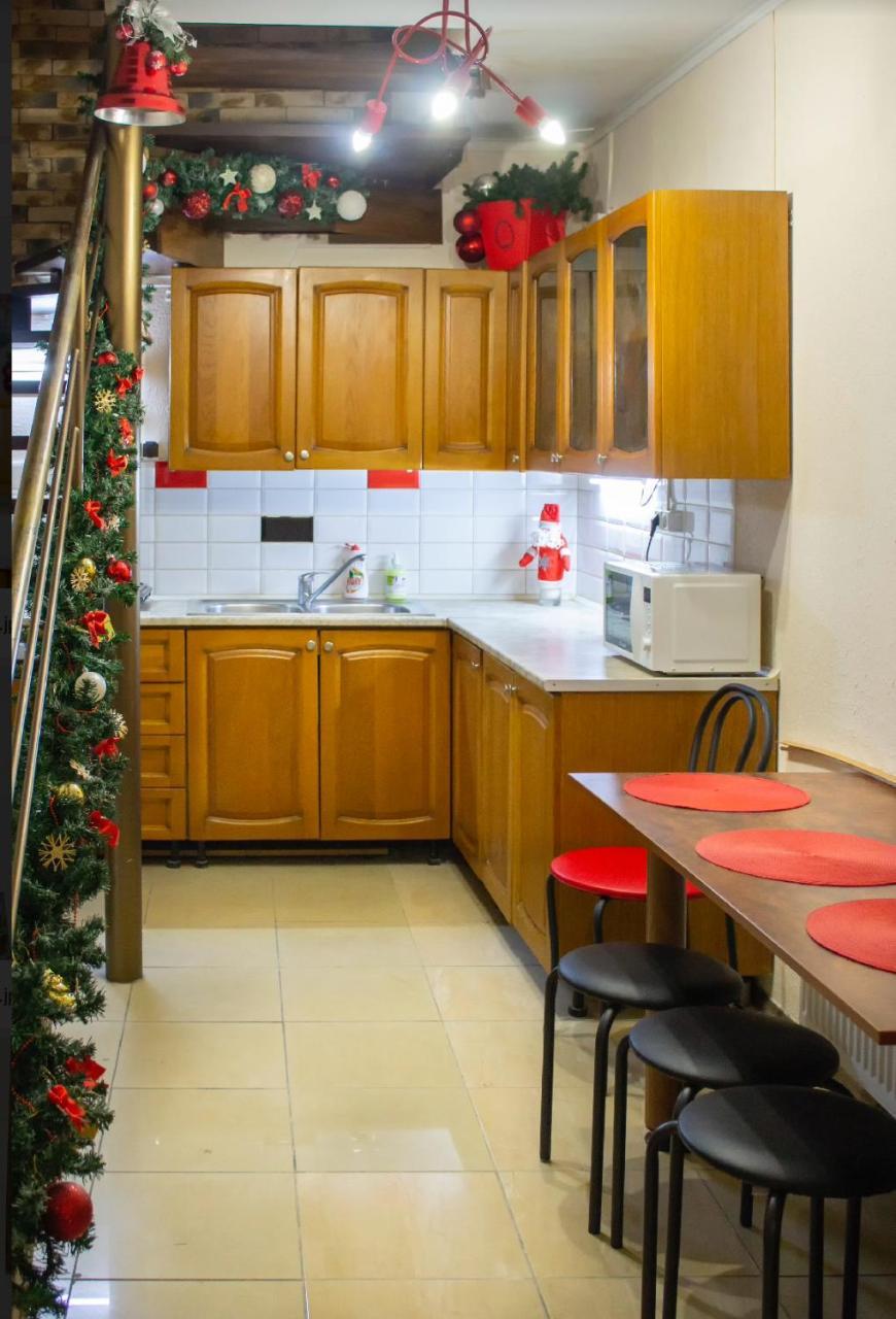 Hostel Koleso Odessa Exteriör bild