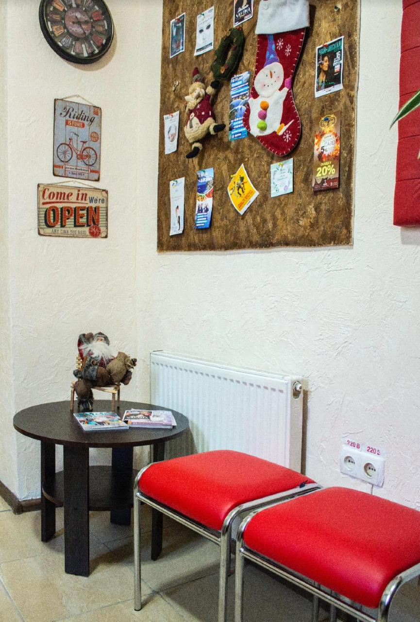 Hostel Koleso Odessa Exteriör bild
