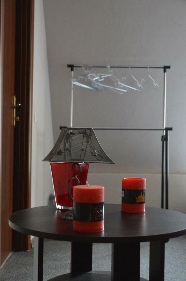 Hostel Koleso Odessa Exteriör bild